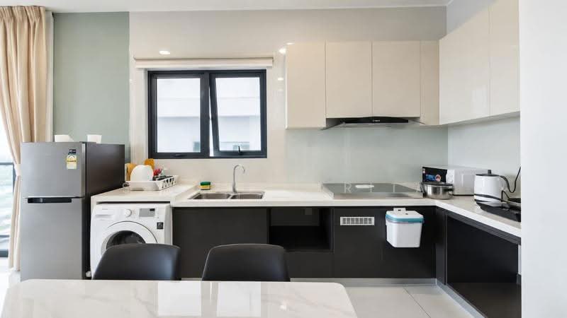 Condominium for Rent at Amberside @ Country Garden Danga Bay - Stella Narita - Kitchen - PropertyGuru.com.my