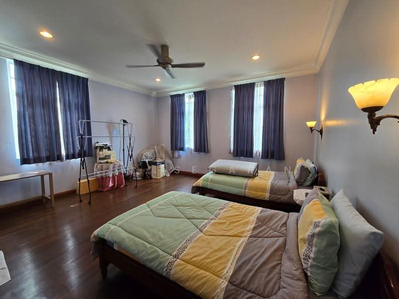 Bungalow House for Sale in Tropicana (Petaling Jaya) - K.N. Segaran - Bedroom - PropertyGuru.com.my