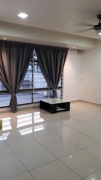2-storey Terraced House for Rent in Taman Molek (Johor Bahru) - Vera Chang - Living Room - PropertyGuru.com.my