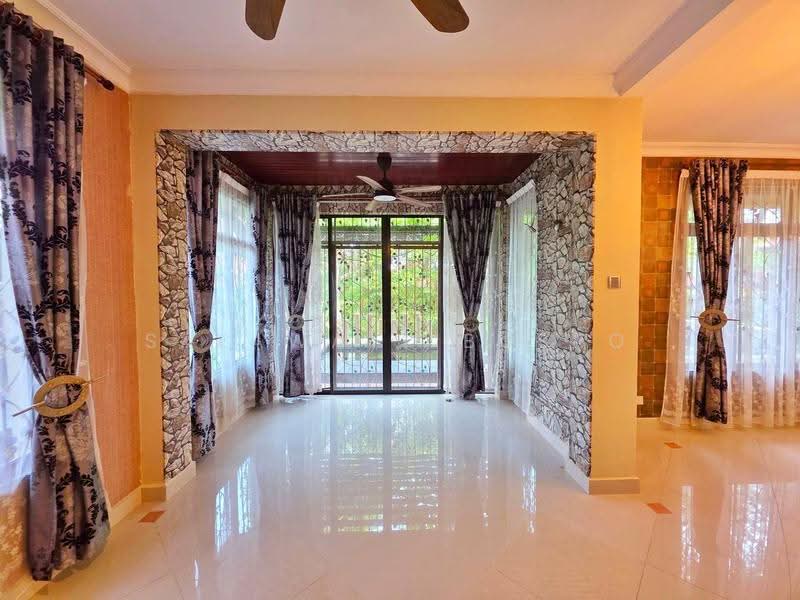 Semi-Detached House for Sale in Presint 14 (Putrajaya) - Salawati Busro - Living Room - PropertyGuru.com.my