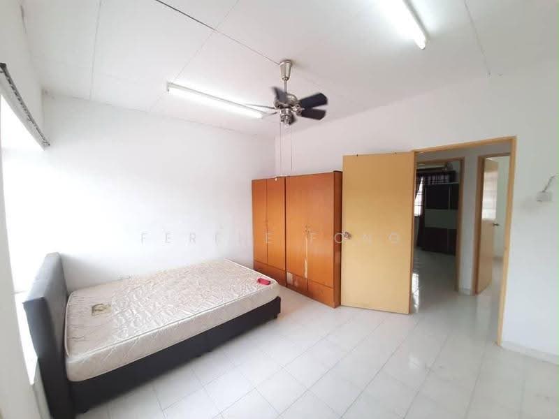 2-storey Terraced House for Sale in Taman Nusantara (Iskandar Puteri (Nusajaya)) - Ferene Fong - Bedroom - PropertyGuru.com.my
