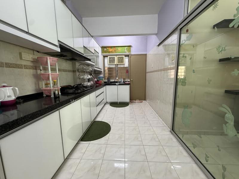 Apartment for Rent at Pangsapuri Sri Mekar 1 - Wendy Pey - Kitchen - PropertyGuru.com.my