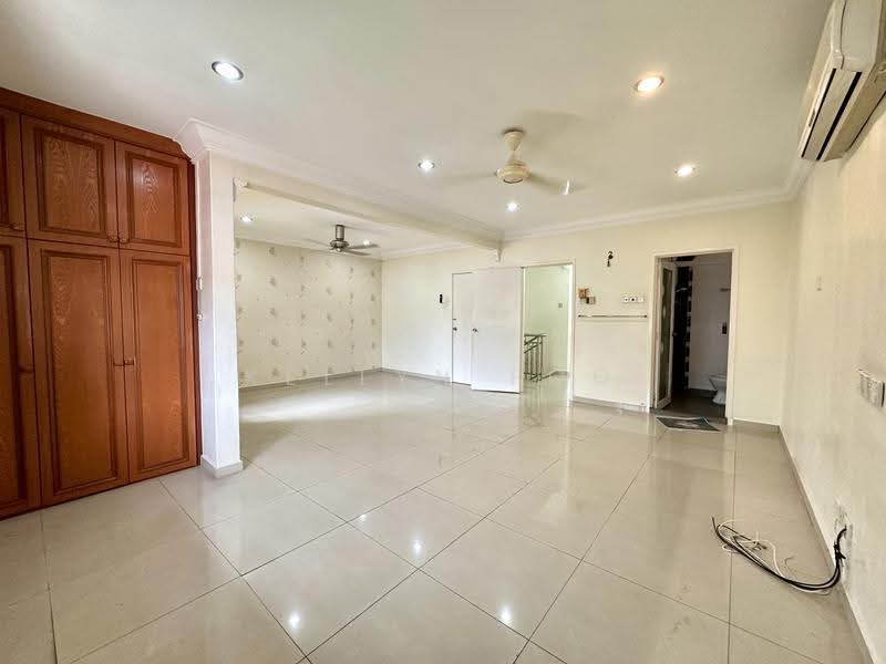 2-storey Terraced House for Sale in Taman Cheng Baru (Cheng) - Kellyn Foo - Interior - PropertyGuru.com.my
