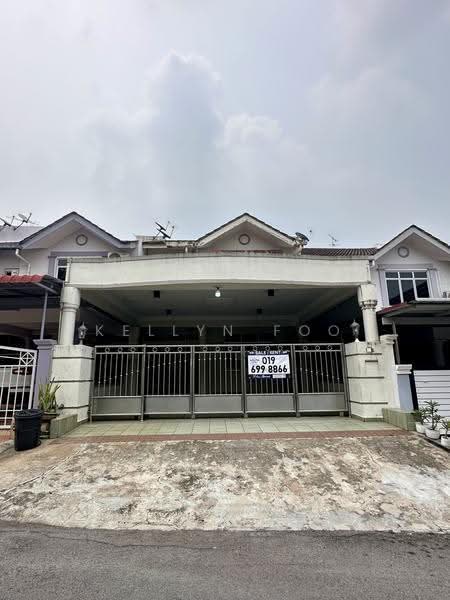 2-storey Terraced House for Sale in Taman Cheng Baru (Cheng) - Kellyn Foo - Exterior - PropertyGuru.com.my