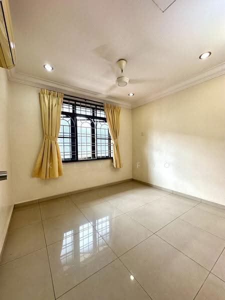 2-storey Terraced House for Sale in Taman Cheng Baru (Cheng) - Kellyn Foo - Interior - PropertyGuru.com.my