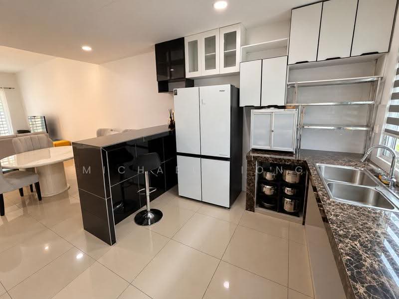 2-storey Terraced House for Rent in Bandar Gamuda Gardens (Rawang) - Michael Siong - Kitchen - PropertyGuru.com.my