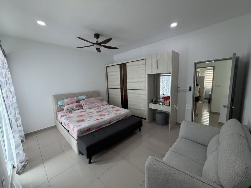 2-storey Terraced House for Rent in Bandar Gamuda Gardens (Rawang) - Michael Siong - Bedroom - PropertyGuru.com.my