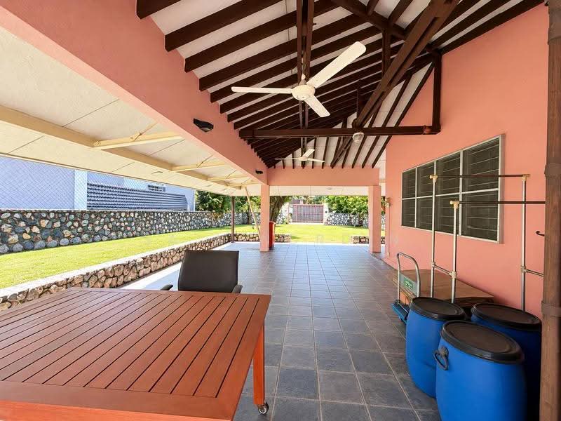 Rumah Banglo untuk Dijual di Kampung Tunku (Petaling Jaya) - Sa'a Nordin - Exterior - PropertyGuru.com.my