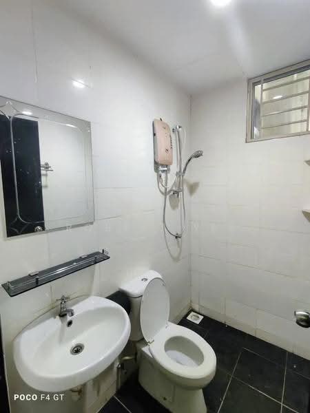 Condominium for Rent at Diamond Regency - Robert Yee - Bathroom - PropertyGuru.com.my