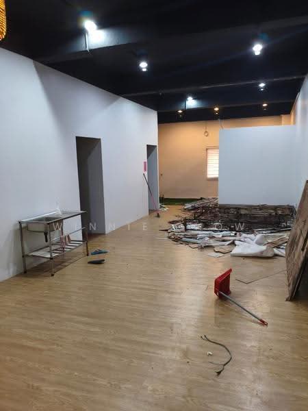 Shop for Rent in Kota Kemuning (Shah Alam) - Winnie Chow - Interior - PropertyGuru.com.my