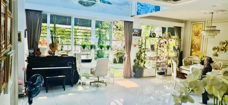 Rumah Berkembar untuk Dijual di Senibong Cove (Masai) - Caryn Ter - Living Room - PropertyGuru.com.my