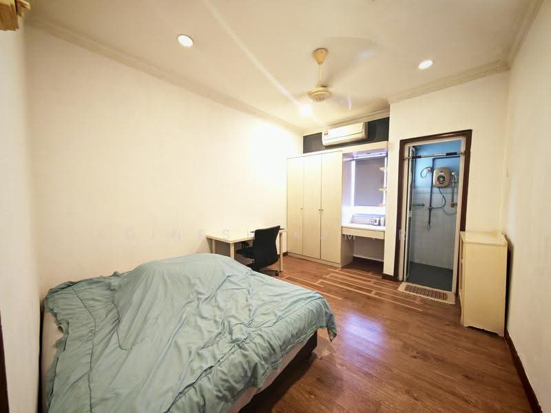 Rumah Teres 2-Tingkat untuk Dijual di Petaling Jaya (Selangor) - Dinesh Kumar - Bedroom - PropertyGuru.com.my