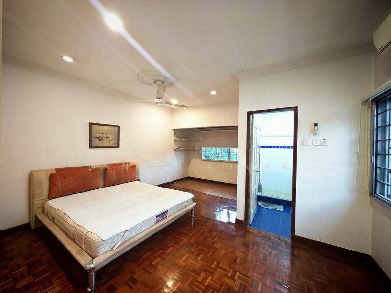Rumah Teres 2-Tingkat untuk Dijual di Petaling Jaya (Selangor) - Dinesh Kumar - Bedroom - PropertyGuru.com.my