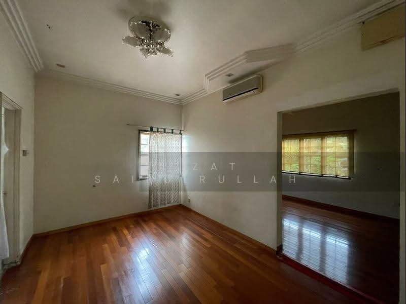 2-storey Terraced House for Sale in Petaling Jaya (Selangor) - Aizat Saifulrullah - Living Room - PropertyGuru.com.my