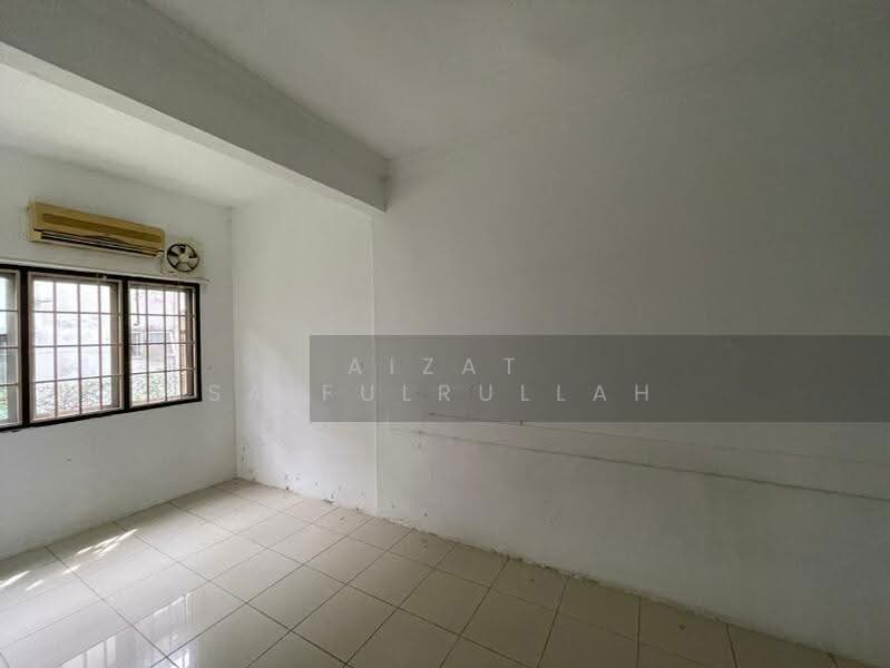 2-storey Terraced House for Sale in Petaling Jaya (Selangor) - Aizat Saifulrullah - Interior - PropertyGuru.com.my