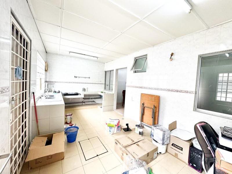 2-storey Terraced House for Sale in Shah Alam (Selangor) - Peggy Lim - Kitchen - PropertyGuru.com.my