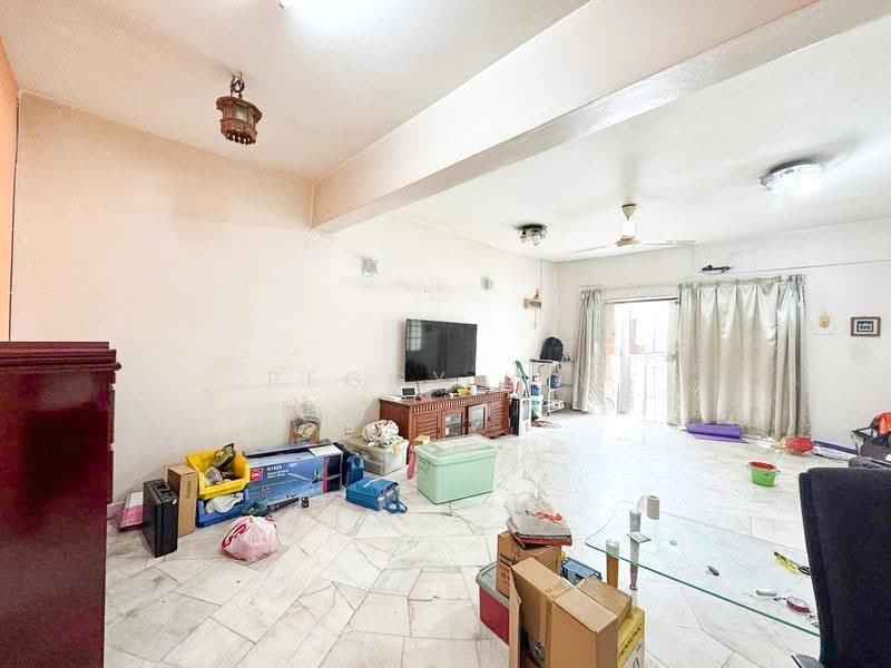 2-storey Terraced House for Sale in Shah Alam (Selangor) - Peggy Lim - Living Room - PropertyGuru.com.my