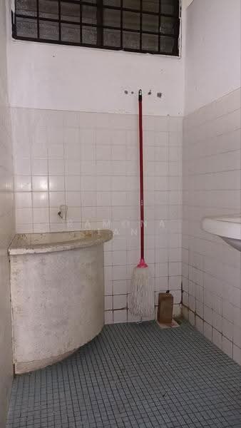1-storey Terraced House for Sale in Taman Bertam Jaya (Cheng) - Ramona Tan - Bathroom - PropertyGuru.com.my