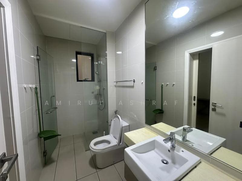 Kediaman Servis untuk Dijual di M City - Amirul Ashraff - Bathroom - PropertyGuru.com.my