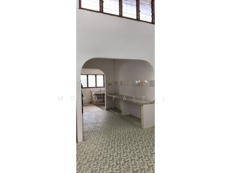1-storey Terraced House for Sale in Petaling Jaya (Selangor) - Mohd Faizal - Kitchen - PropertyGuru.com.my