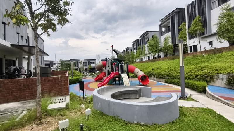 2-storey Terraced House for Sale in Bandar Bukit Puchong 2 (Puchong) - Tracy Leong - Exterior - PropertyGuru.com.my