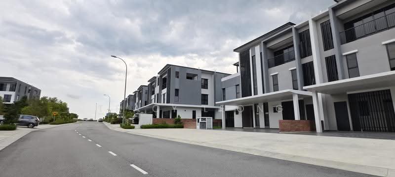 2-storey Terraced House for Sale in Bandar Bukit Puchong 2 (Puchong) - Tracy Leong - Exterior - PropertyGuru.com.my