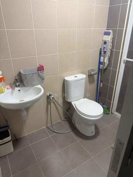 Service Residence for Sale at Serviced Residence @ Razak City Residences (RC Residences) - Kenneth Wong - Bathroom - PropertyGuru.com.my