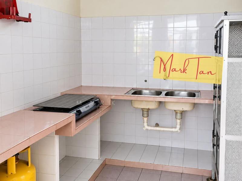 1-storey Terraced House for Sale in George Town (Penang) - Mark Tan - Kitchen - PropertyGuru.com.my