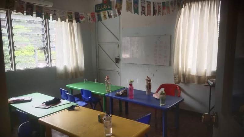 Semi-Detached House for Sale in Bayan Lepas (Penang) - Pen Teo - Study - PropertyGuru.com.my