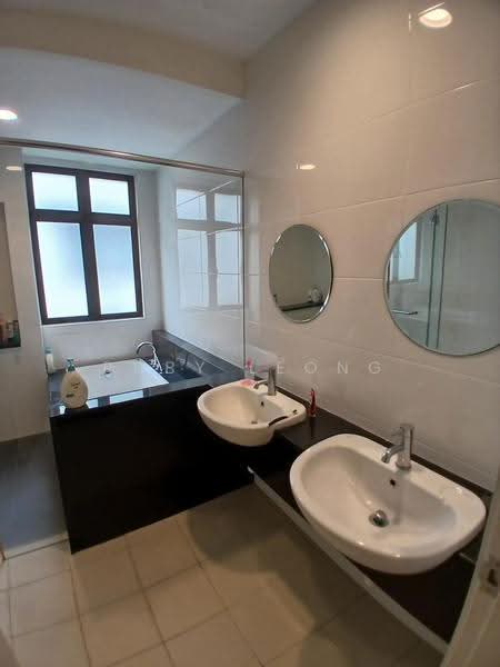 3-storey Terraced House for Sale in Valencia (Sungai Buloh) - Ruby Leong - Bathroom - PropertyGuru.com.my