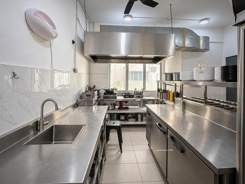 Shop / Office for Rent in Setia Alam (Selangor) - Vitas Tan - Kitchen - PropertyGuru.com.my