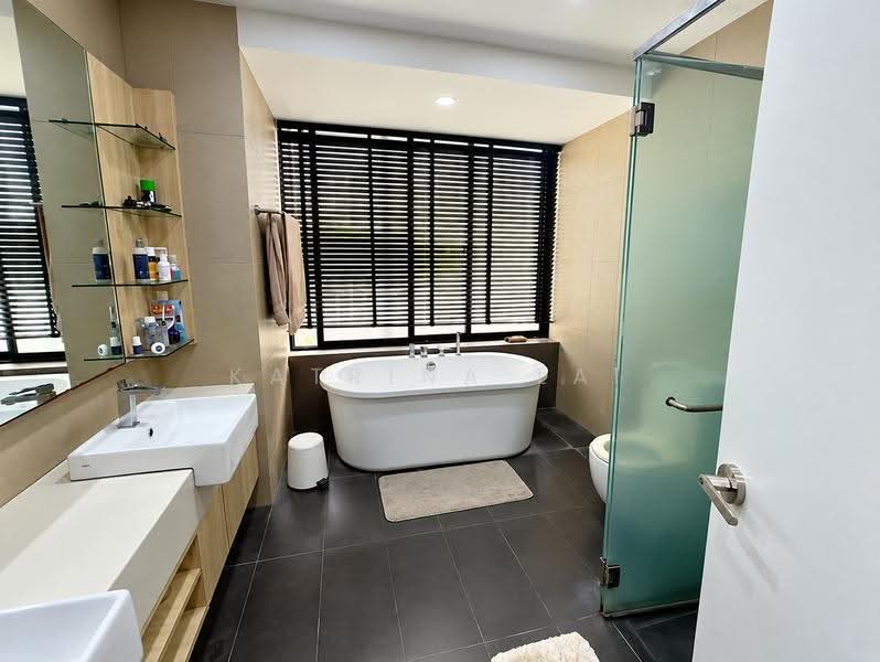 Semi-Detached House for Sale in Kajang (Selangor) - Katrina Lai - Bathroom - PropertyGuru.com.my