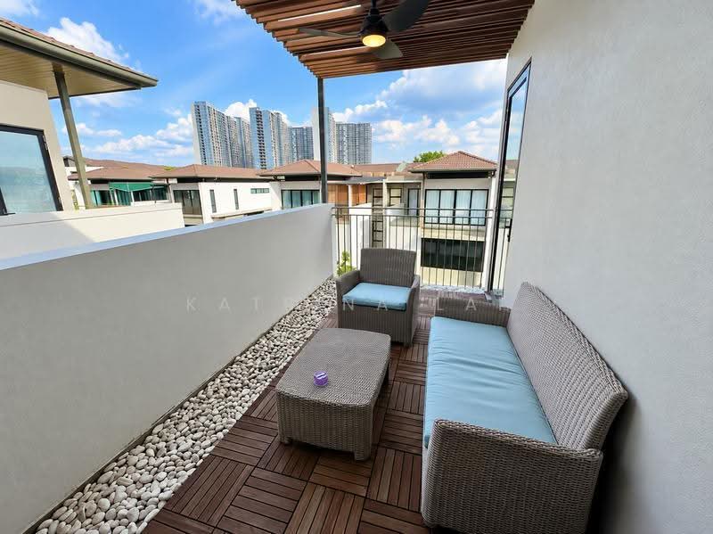 Semi-Detached House for Sale in Kajang (Selangor) - Katrina Lai - Balcony - PropertyGuru.com.my