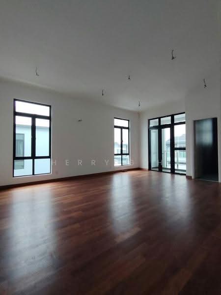 Semi-Detached House for Sale in Taman Impian Emas (Skudai) - Herry Goh - Living Room - PropertyGuru.com.my