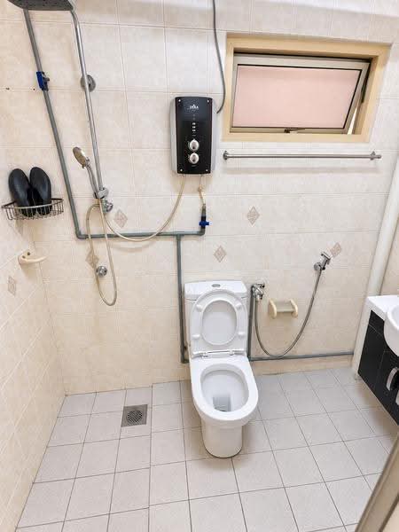 Apartment for Sale at Sri Intan 2 - Vincent Goh - Bathroom - PropertyGuru.com.my