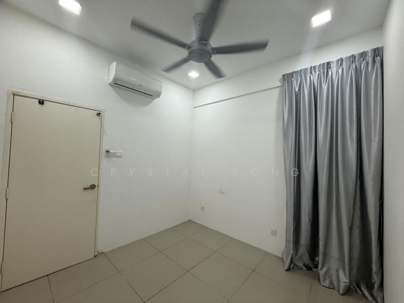 Service Residence for Sale at 8Scape Residence @ Sutera - Crystal Kong - Interior - PropertyGuru.com.my