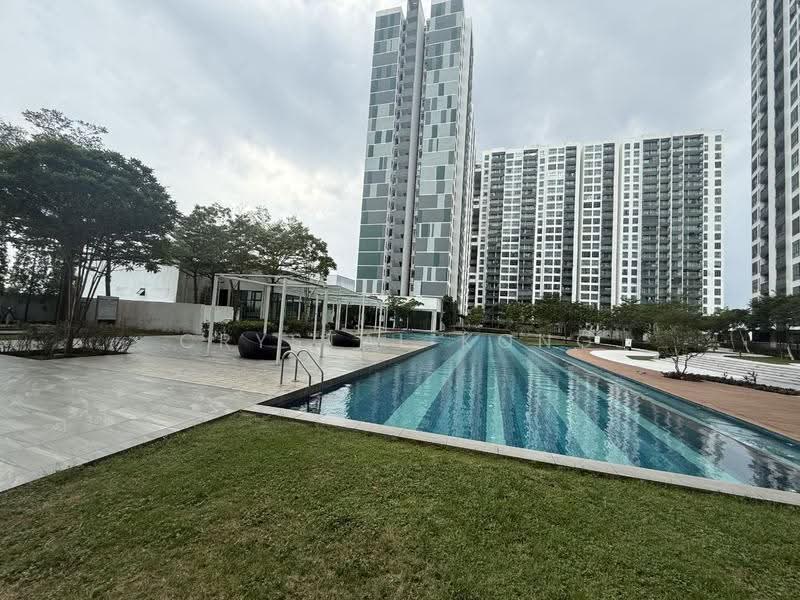 Service Residence for Sale at 8Scape Residence @ Sutera - Crystal Kong - Pool - PropertyGuru.com.my