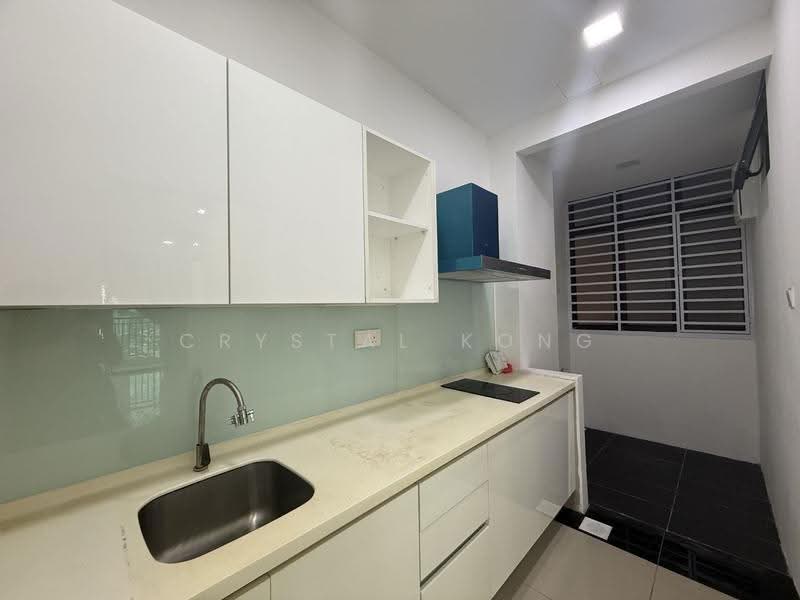 Service Residence for Sale at 8Scape Residence @ Sutera - Crystal Kong - Kitchen - PropertyGuru.com.my