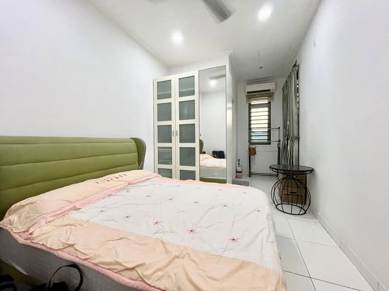 Rumah Teres 2-Tingkat untuk Dijual di Taman Dato Onn (Johor Bahru) - VIN Kee - Bedroom - PropertyGuru.com.my