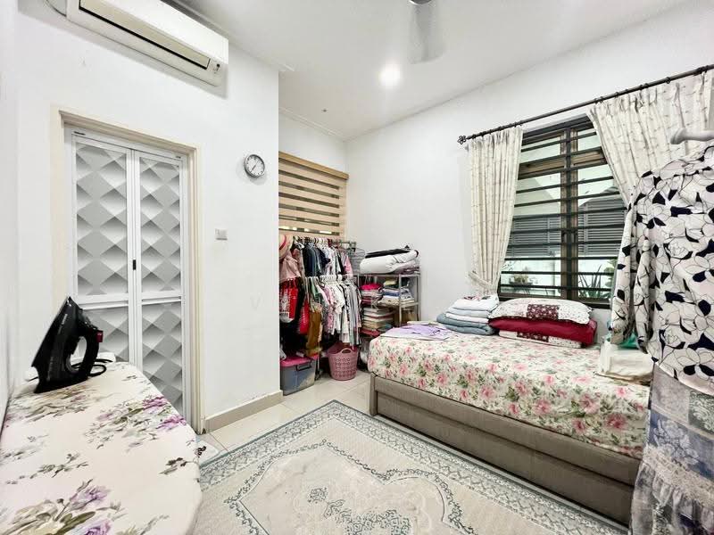 Rumah Teres 2-Tingkat untuk Dijual di Taman Dato Onn (Johor Bahru) - VIN Kee - Bedroom - PropertyGuru.com.my
