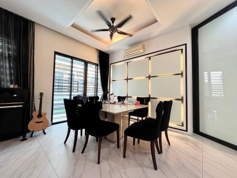 Rumah Berkembar untuk Dijual di Skudai (Johor) - VIN Kee - Dining Room - PropertyGuru.com.my