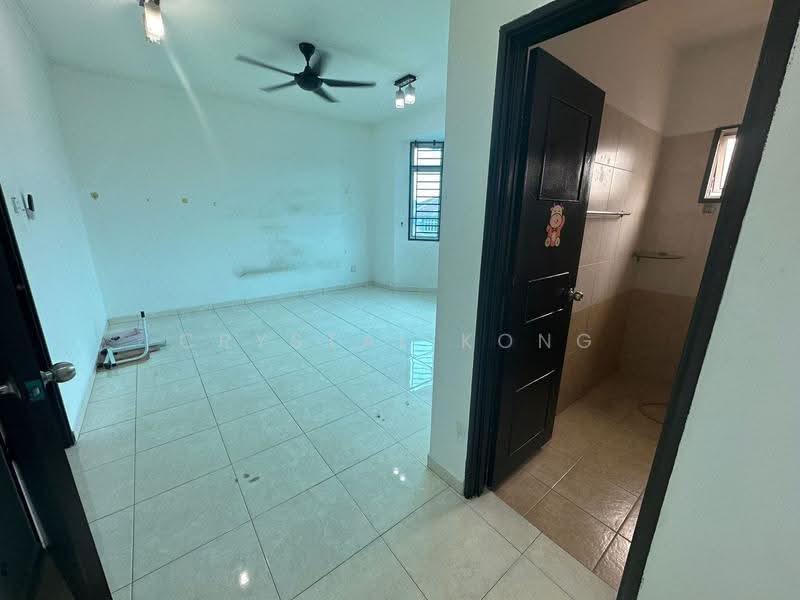 2-storey Terraced House for Sale in Taman Ehsan Jaya (Ulu Tiram) - Crystal Kong - Interior - PropertyGuru.com.my