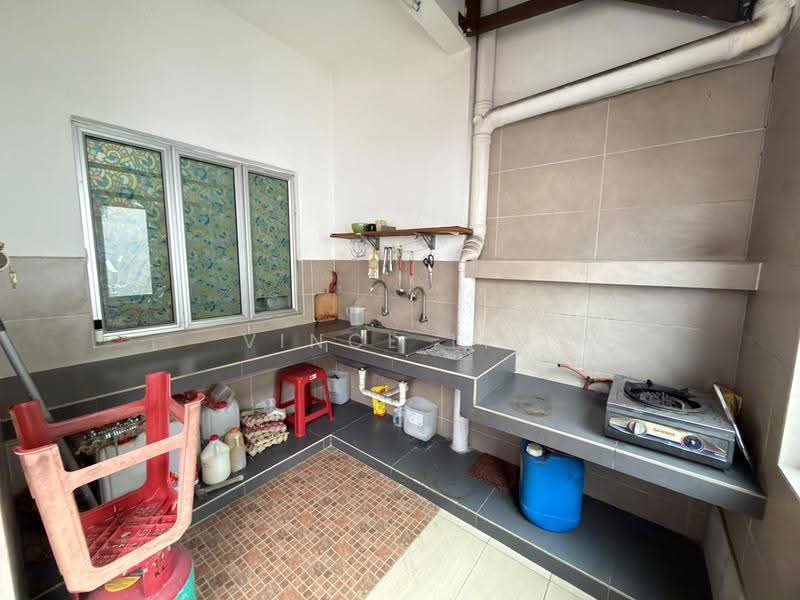 Rumah Teres 2.5-Tingkat untuk Disewa di Denai Alam (Shah Alam) - Vince Lim - Kitchen - PropertyGuru.com.my