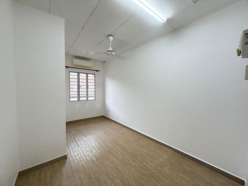 Rumah Teres 2.5-Tingkat untuk Disewa di Denai Alam (Shah Alam) - Vince Lim - Interior - PropertyGuru.com.my