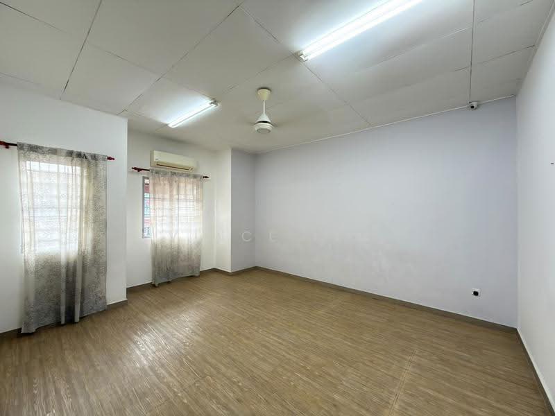 Rumah Teres 2.5-Tingkat untuk Disewa di Denai Alam (Shah Alam) - Vince Lim - Interior - PropertyGuru.com.my