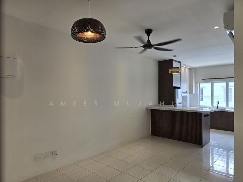 Rumah Bandar untuk Disewa di Dengkil (Selangor) - Ameer Mujahid - Kitchen - PropertyGuru.com.my