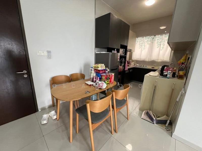Condominium for Rent at Bay Point @ Country Garden Danga Bay - Oscar Wong - Kitchen - PropertyGuru.com.my
