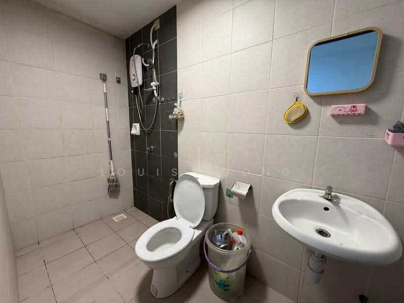 Kondominium untuk Disewa di Residensi KepongMas - Louis Foong - Bathroom - PropertyGuru.com.my