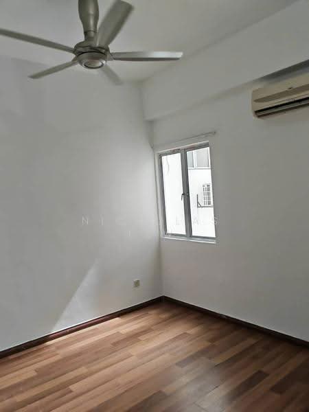Condominium for Sale at Bayan Villa, Seri Kembangan - Nicholas Lew - PropertyGuru.com.my