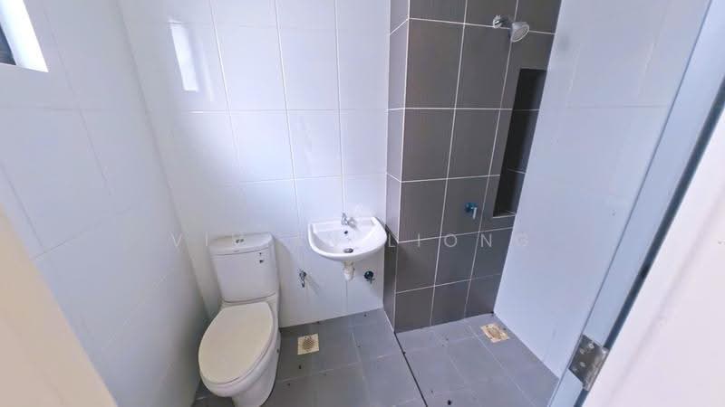 2-storey Terraced House for Sale in Semenyih (Selangor) - Vivian Liong - Bathroom - PropertyGuru.com.my